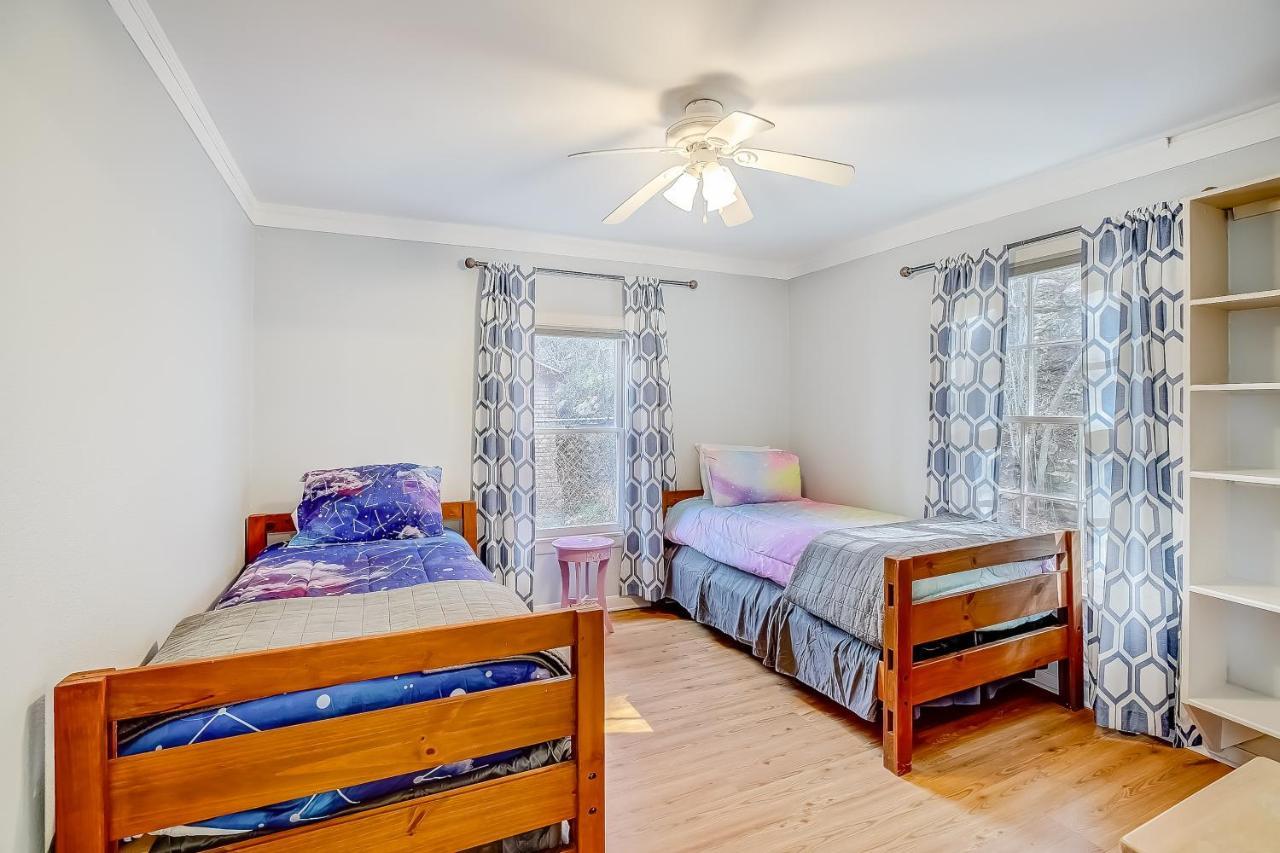 Spicewood Lakeview Lodge מראה חיצוני תמונה